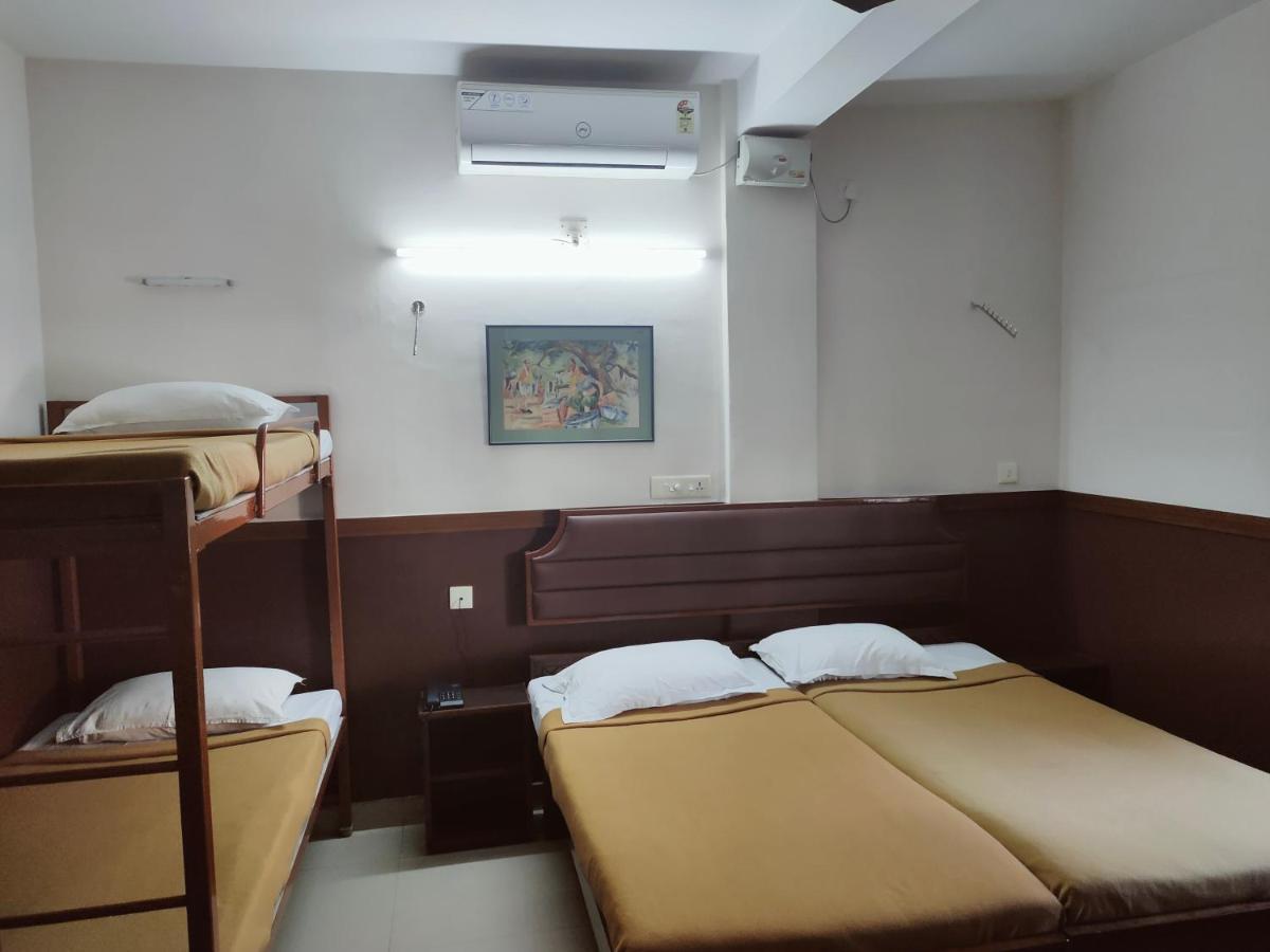 Hotel Maple Regency Kochi Ngoại thất bức ảnh
